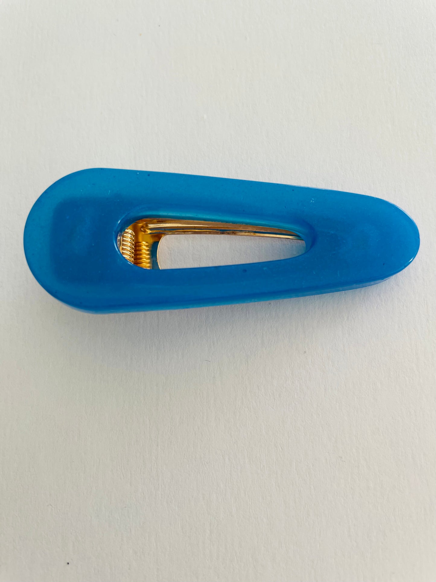 Barrette bleue électrique