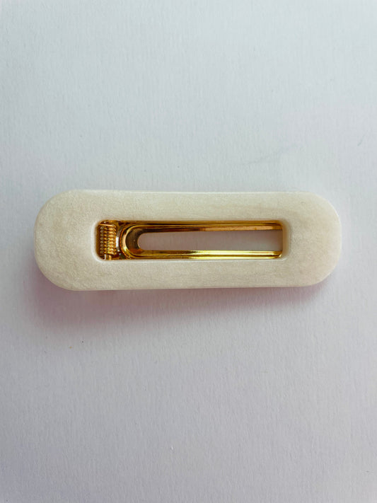 Barrette écrue